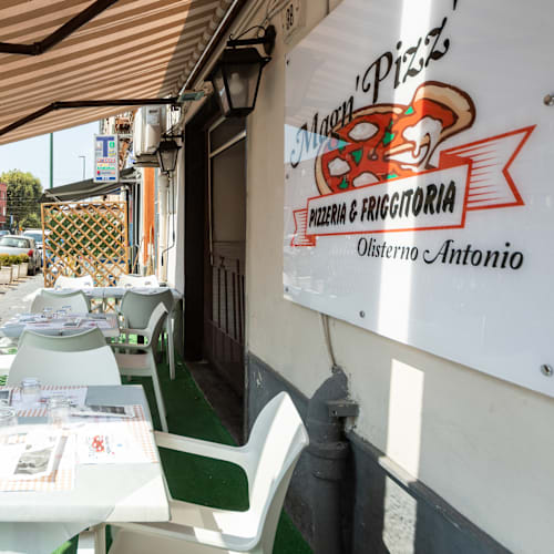 Magn' Pizz', Napoli