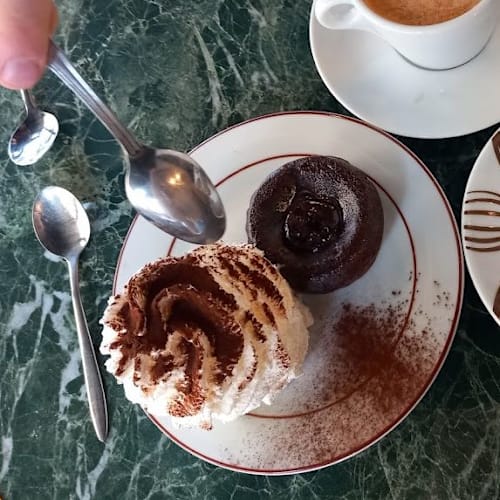 Chez Gustave, Paris