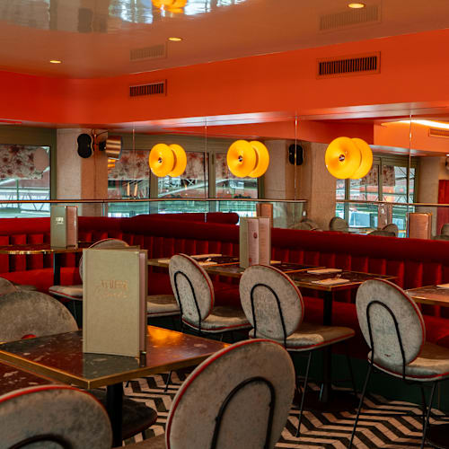 Madame Claude, Paris