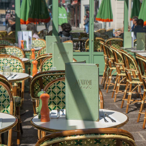 Madame Claude, Paris