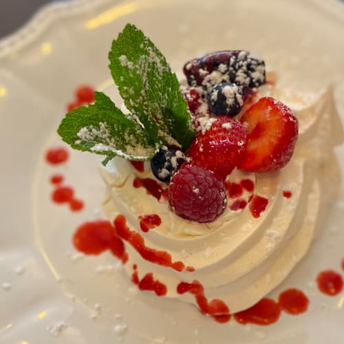 Le Bouquet, Neuilly-sur-Seine