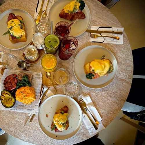 Sunday in Lisbon, Lisboa