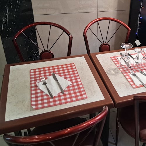 Chez Anna, Paris