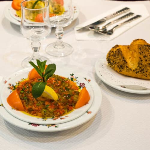 Chez Tiouiche, Versailles