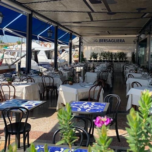 La Bersagliera, Napoli