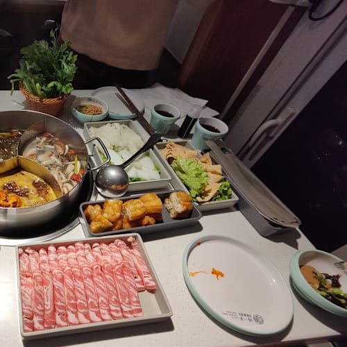 Liuyishou Hotpot, Paris