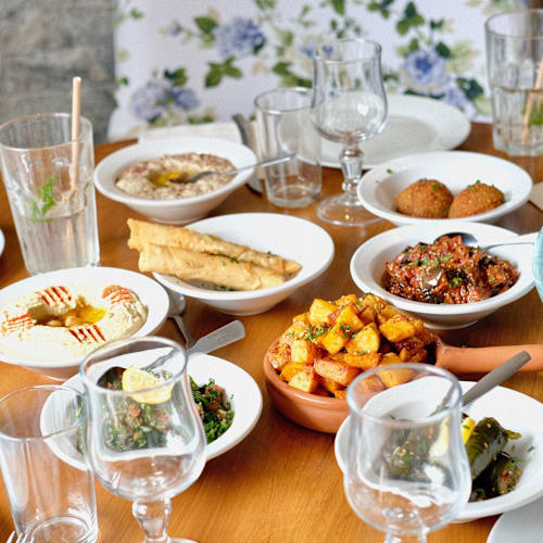 Le Grand Liban, Lyon