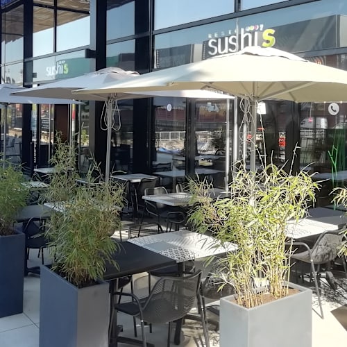 Sushi's Black Swans, Strasbourg