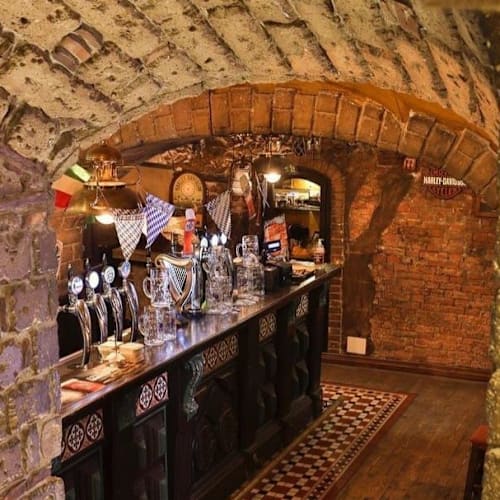 King's Cross Irish Pub, Salerno