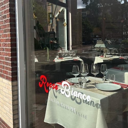 Rosso Bianco, Amsterdam