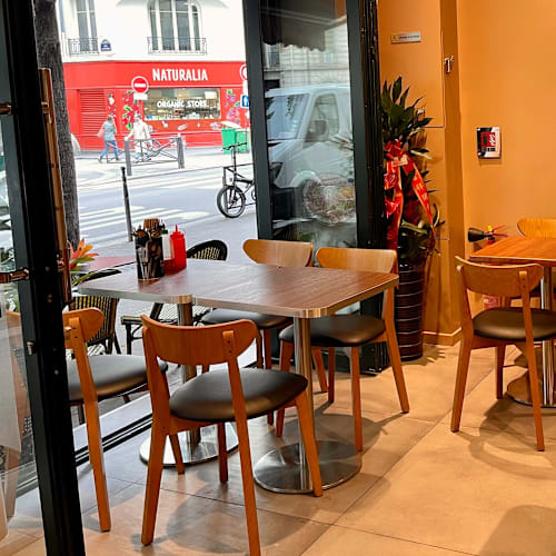 Bún Càphê, Paris