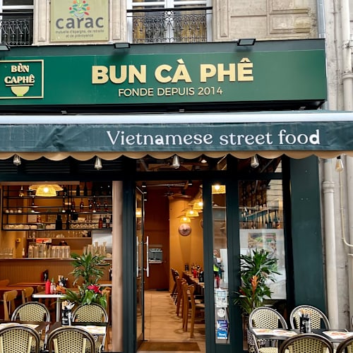 Bún Càphê, Paris
