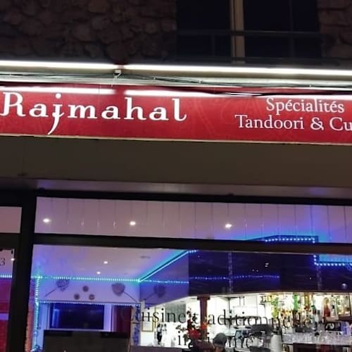 Rajmahal, Poissy