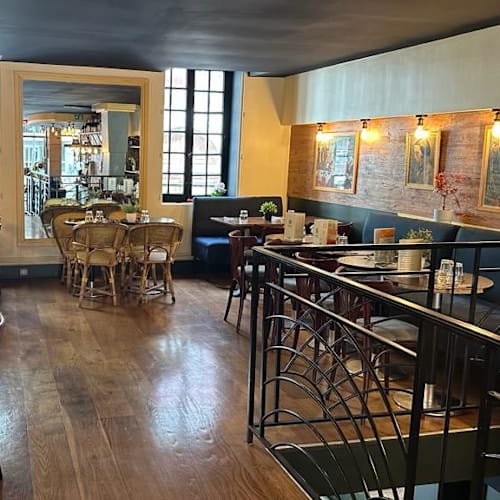 Solluna, Paris