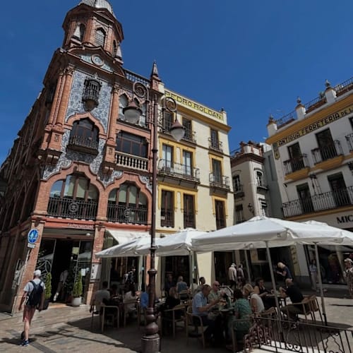 El Pan Nuestro Sevilla, Sevilla