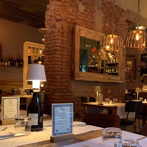 Bottega Lucia, Milano