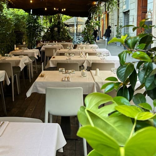 Bottega Lucia, Milano