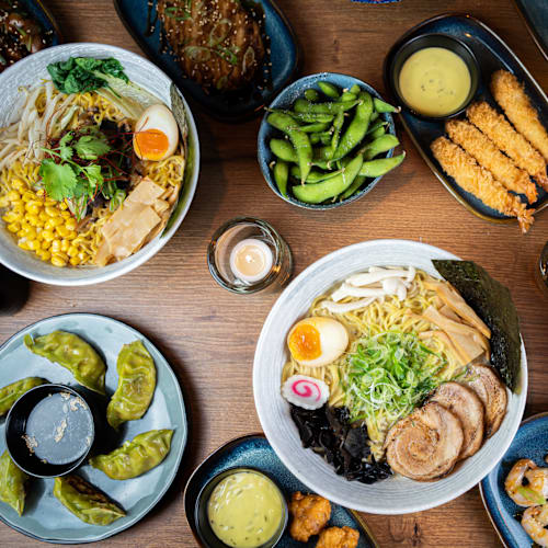 Genshi, Hilversum