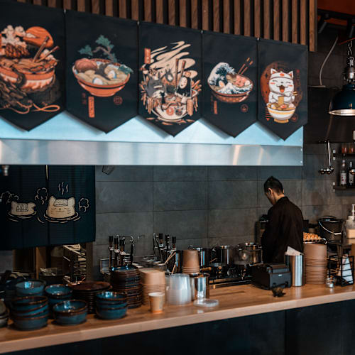 Genshi, Hilversum