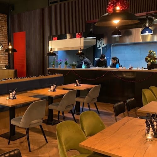 Genshi, Hilversum