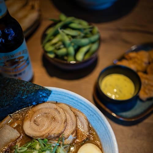 Genshi, Hilversum