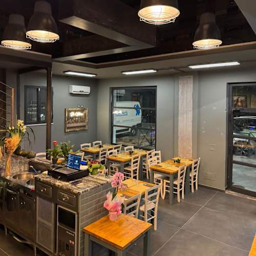 Da Vittoria Pizzeria Cucina e Vino, Roma