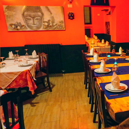 HIMALAYA (MILANO), Milano