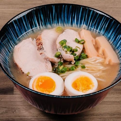 Sanuki, Genève