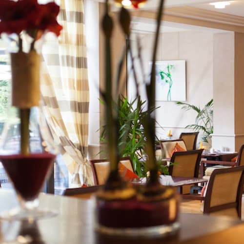 Le Lounge - Warwick Reine Astrid, Lyon