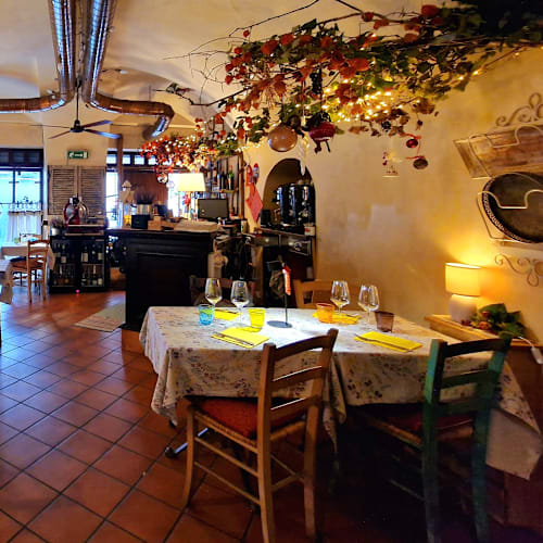 Angolo Divino, Acqui Terme