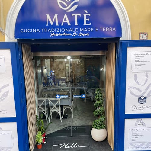 Matè, Napoli