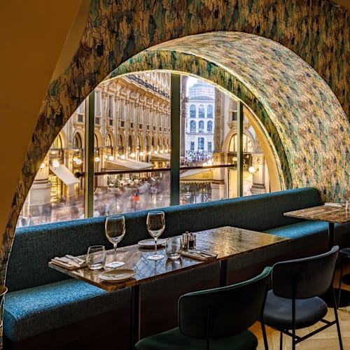 Vik Pellico Otto, Milano