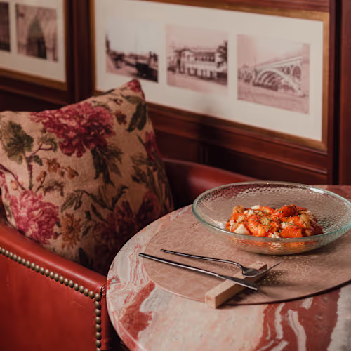 Trotamundos - Only You Sevilla, Sevilla