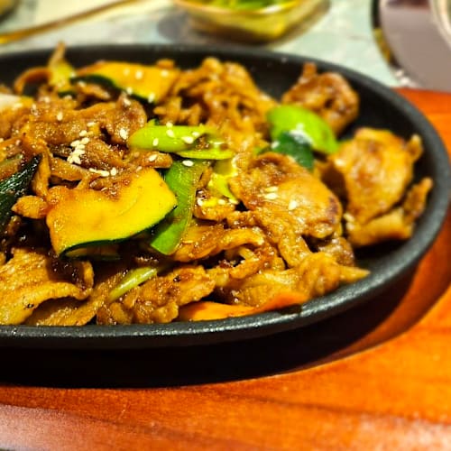 Haengbok, Paris