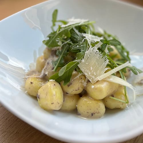 Le rendez-vous des Copains, Cannes