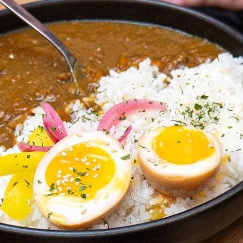 Karē Curry et Domburi, Paris