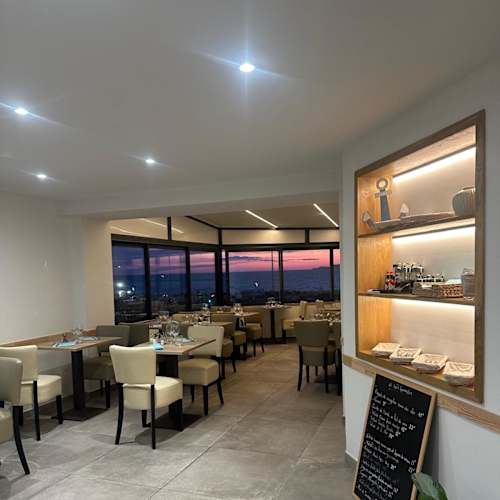 Le Petit Marseillais, Marseille