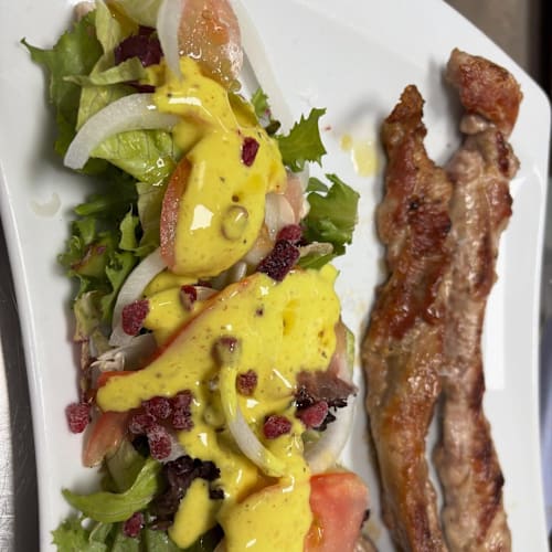 Raizes Arroyomolinos, Arroyomolinos