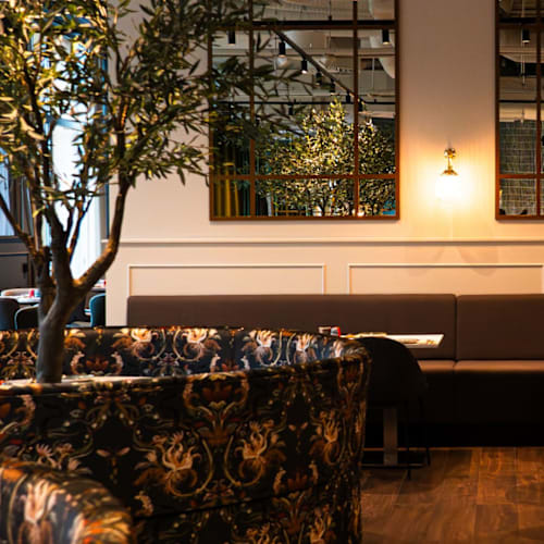 Caliente Tapas Bar Täby, Täby