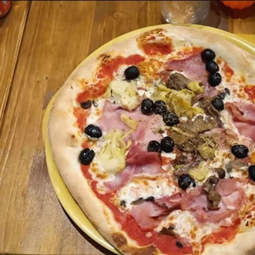 Manah Pizzeria Stuzzicheria, Bornasco