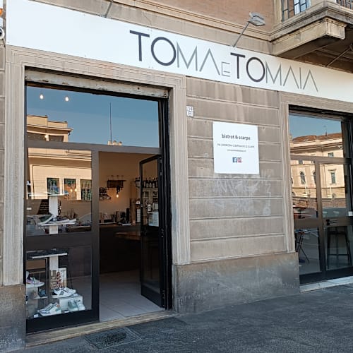 Toma e Tomaia, Torino