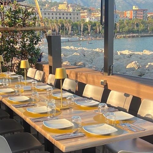 Safari Club, Salerno