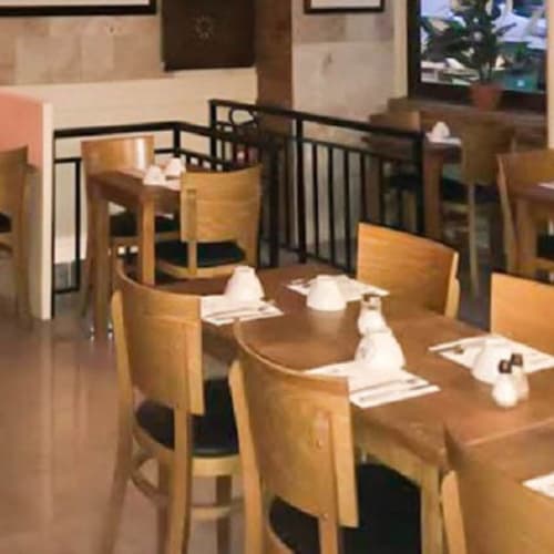 Le Petit Plougastel, Paris