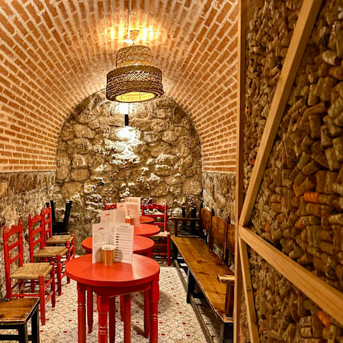 La Cava de Marcelino, Vinos y Ultraporcinos, Madrid