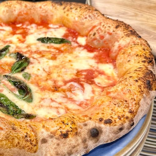 Pizza Madre Salvatore di Matteo, Napoli