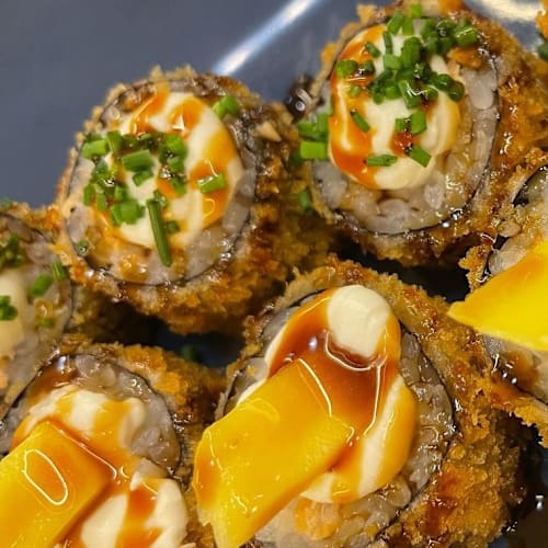 Komodo Sushi Bar, Aldeia de Juzo