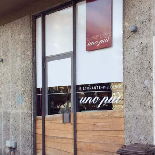 Uno più, Milano
