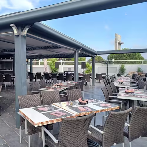 Le Prestigia, Vitrolles