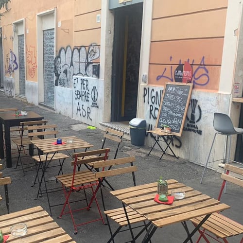 MamaMomo, Roma