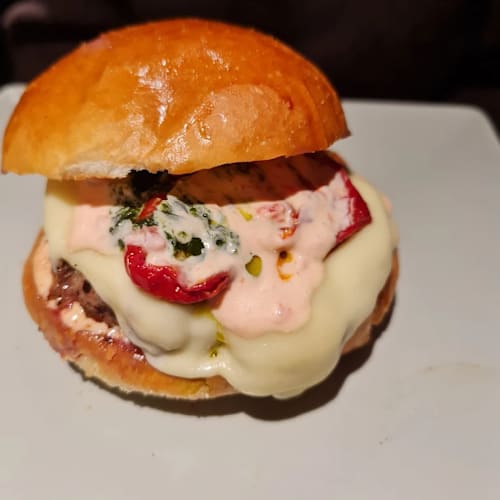 Apperó Hamburgeria, Potenza